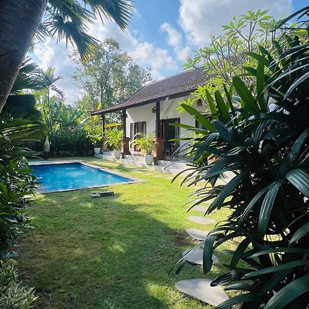 Wiryaroja Guest House 캉구 외부 사진