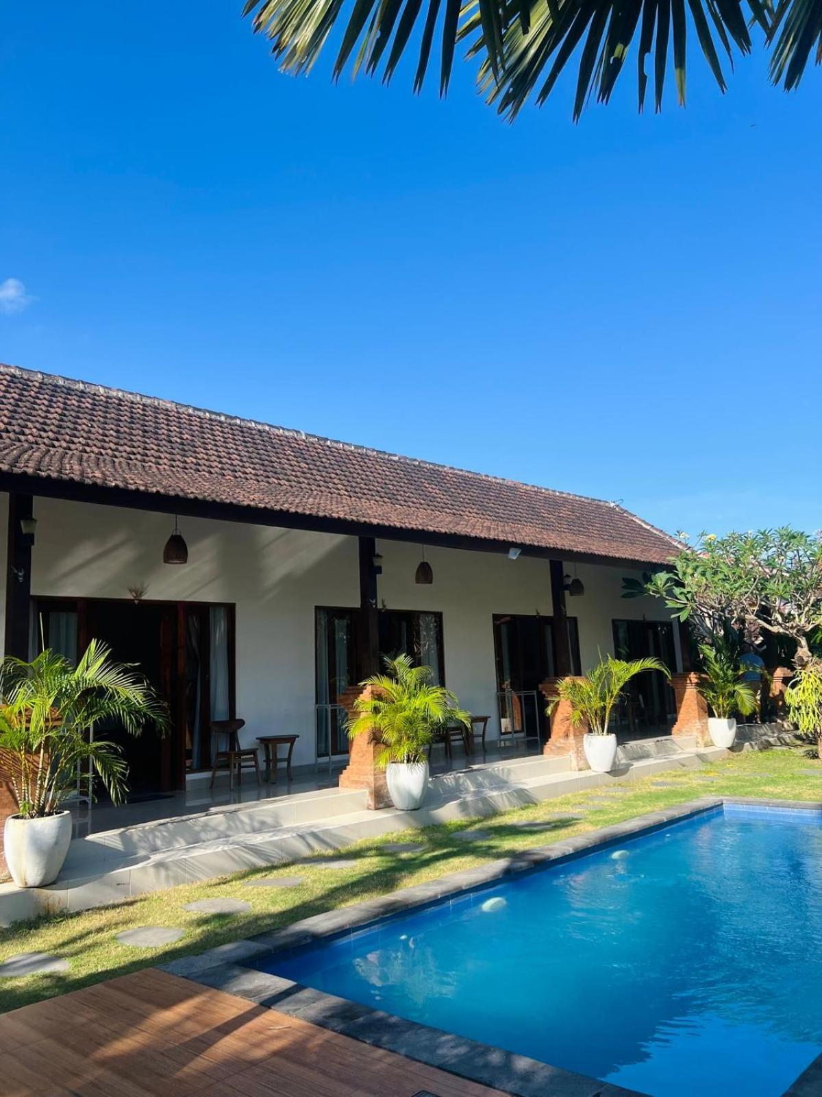 Wiryaroja Guest House 캉구 외부 사진