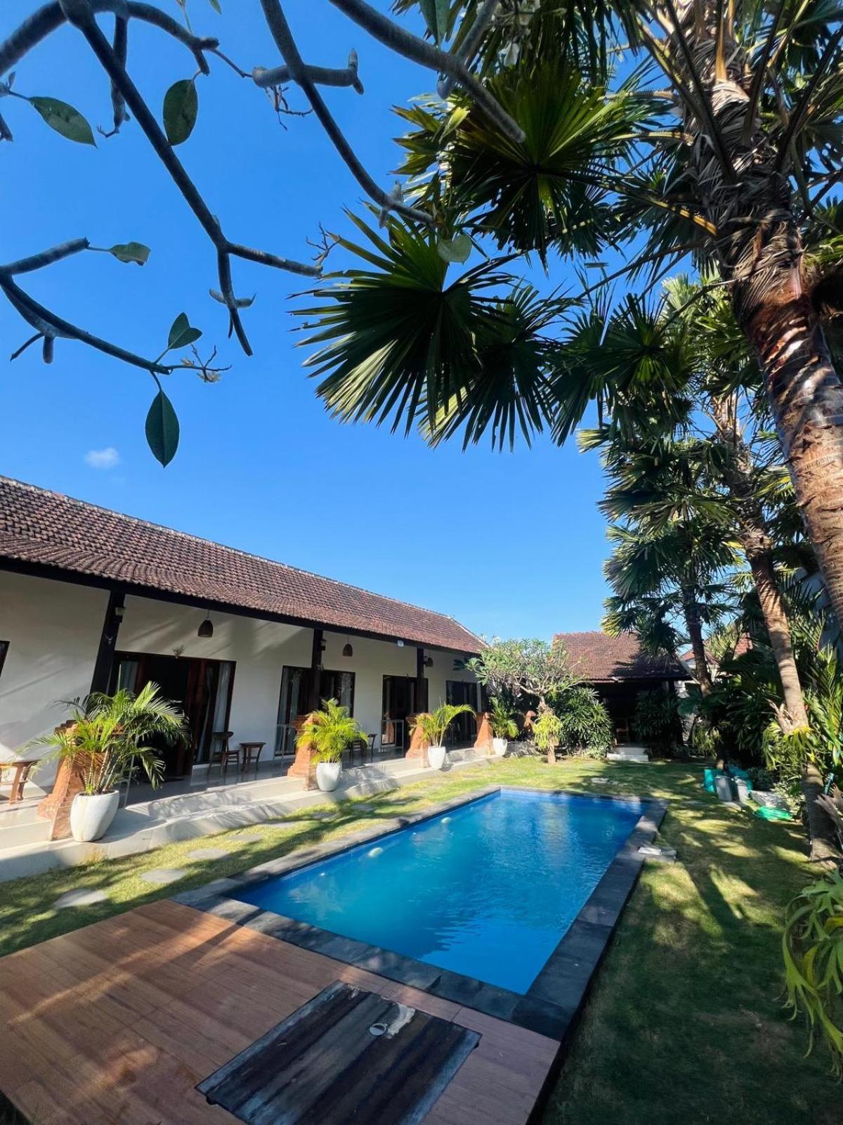 Wiryaroja Guest House 캉구 외부 사진