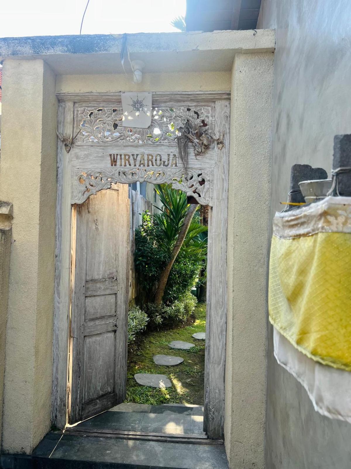 Wiryaroja Guest House 캉구 외부 사진